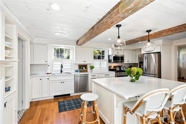 $4,900 | 31 State Street, Skaneateles, NY 13152