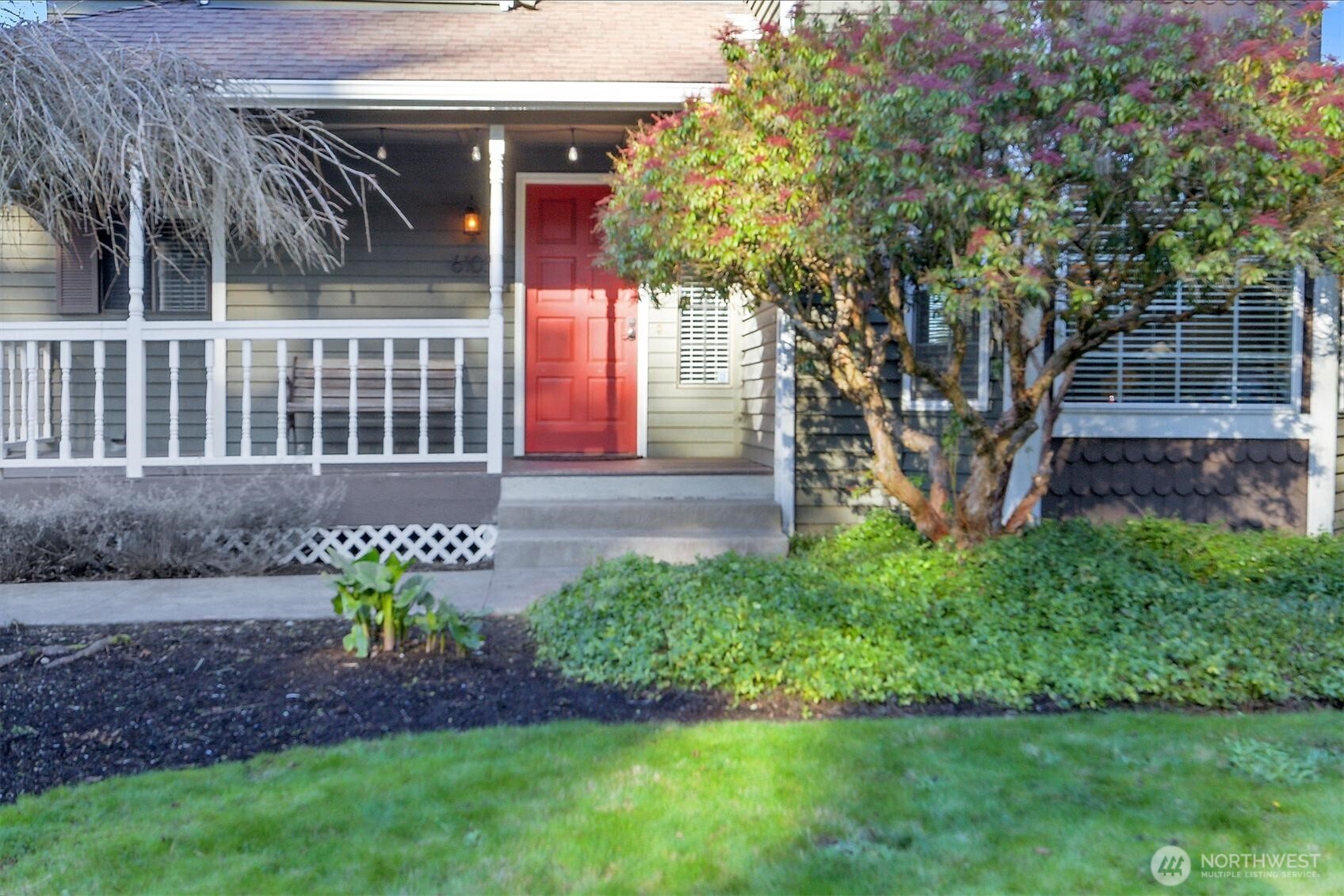 6105 139th Place Southwest Edmonds, WA 98026 - Photo 2 of 30