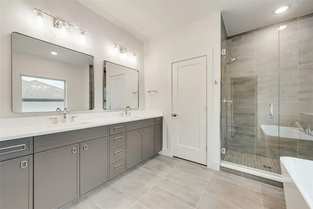 $450,000 | 444 Water's Edge Drive, Unit 721, Hickory Creek, TX 75065