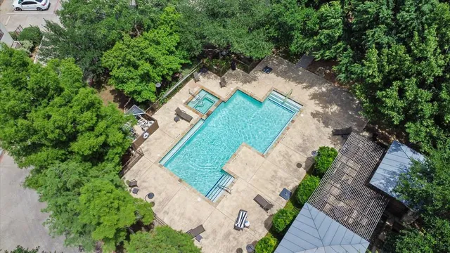 $450,000 | 444 Water's Edge Drive, Unit 721, Hickory Creek, TX 75065