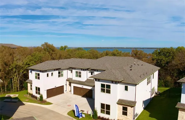 $450,000 | 444 Water's Edge Drive, Unit 721, Hickory Creek, TX 75065