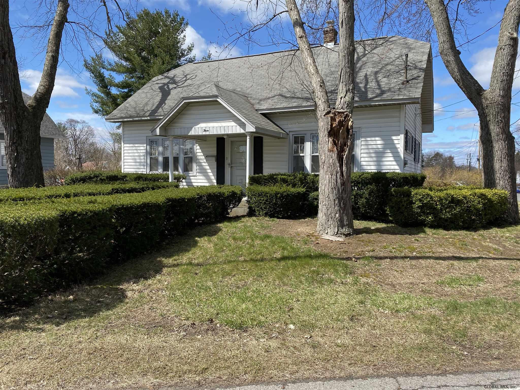 3 Gipp Road Guilderland, NY 12203 - Photo 2 of 29 Photo 2