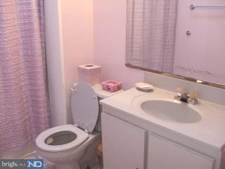 41 Golf Road Upper Darby, PA 19082 - Photo 5 of 6