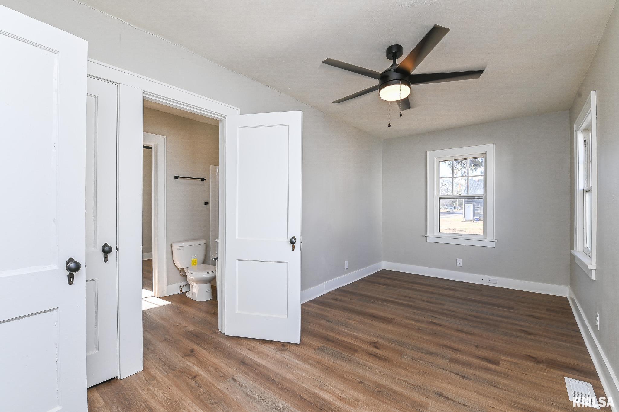 1229 South 8th Street Pekin, IL 61554 - Photo 7 of 23