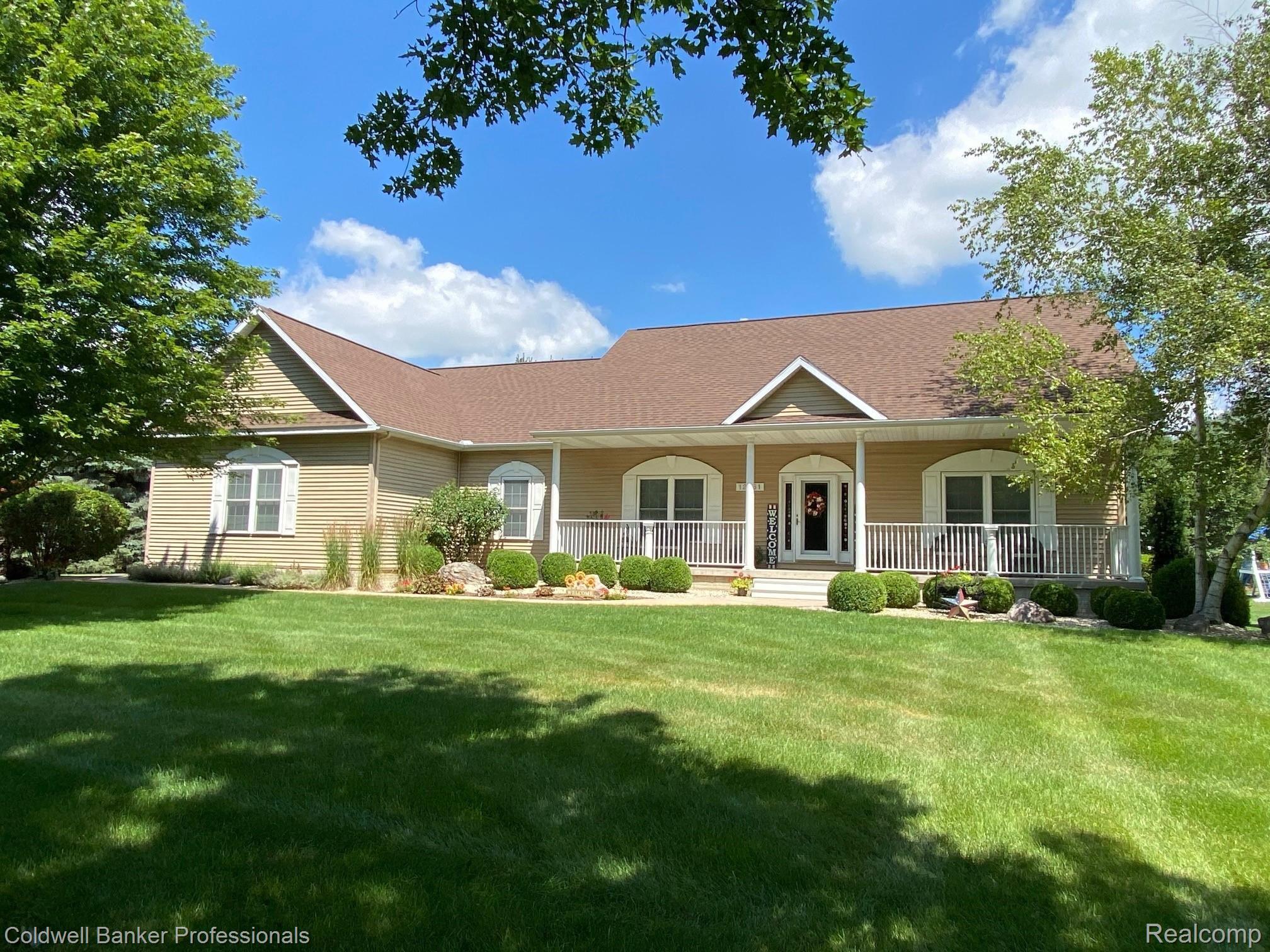 12261 Raelyn Hills Drive Perry, MI 48872 - Photo 1 of 32 1 12261 Raelyn Hills JL1.jpg