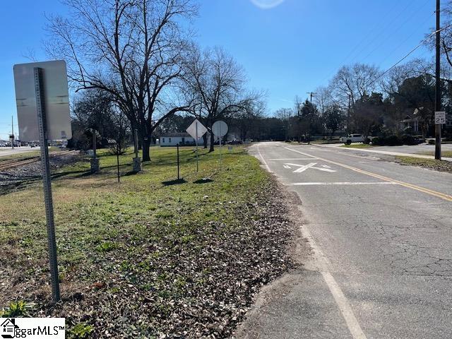 529 South Main Street Woodruff, SC 29388 - Photo 4 of 10