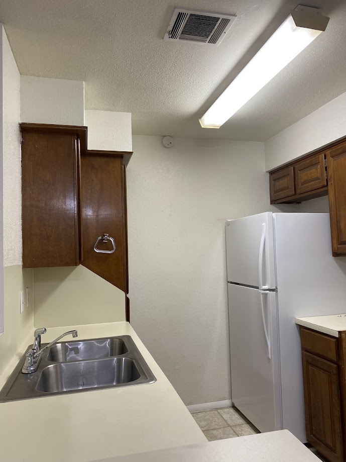 1305 West Villa Maria Road, Unit C105 Bryan, TX 77801 - Photo 6 of 7