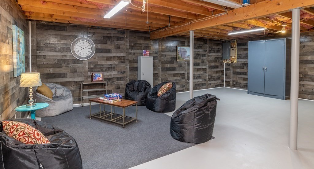 283 Fuller Road, Unit R Chicopee, MA 01020 - Photo 19 of 33 Gallery Image 19