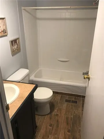 $1,500 | 30142 Highway 23, Buras, LA 70041