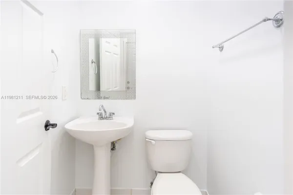 $2,700 | 2301 Southeast 24th Avenue, Unit 2301, Homestead, FL 33035