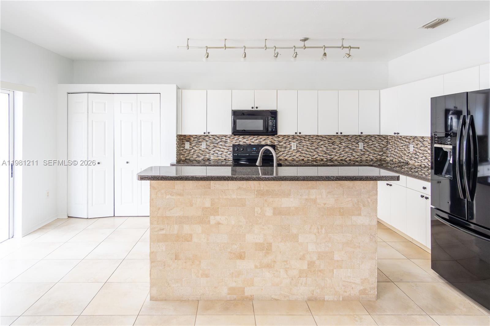 2301 Southeast 24th Avenue, Unit 2301 Homestead, FL 33035 - Photo 5 of 37