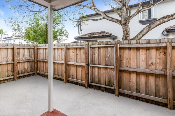 $2,700 | 2301 Southeast 24th Avenue, Unit 2301, Homestead, FL 33035