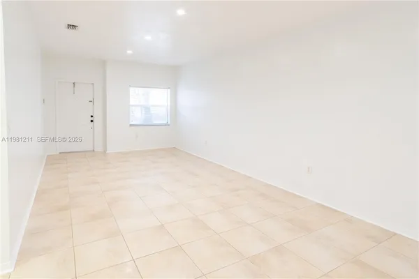 $2,700 | 2301 Southeast 24th Avenue, Unit 2301, Homestead, FL 33035