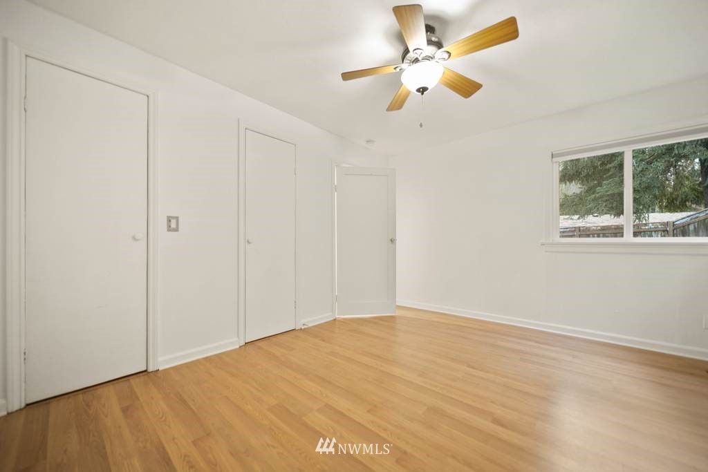 2737 Rocky Point Road Northwest Bremerton, WA 98312 - Photo 16 of 32 Gallery Image 16