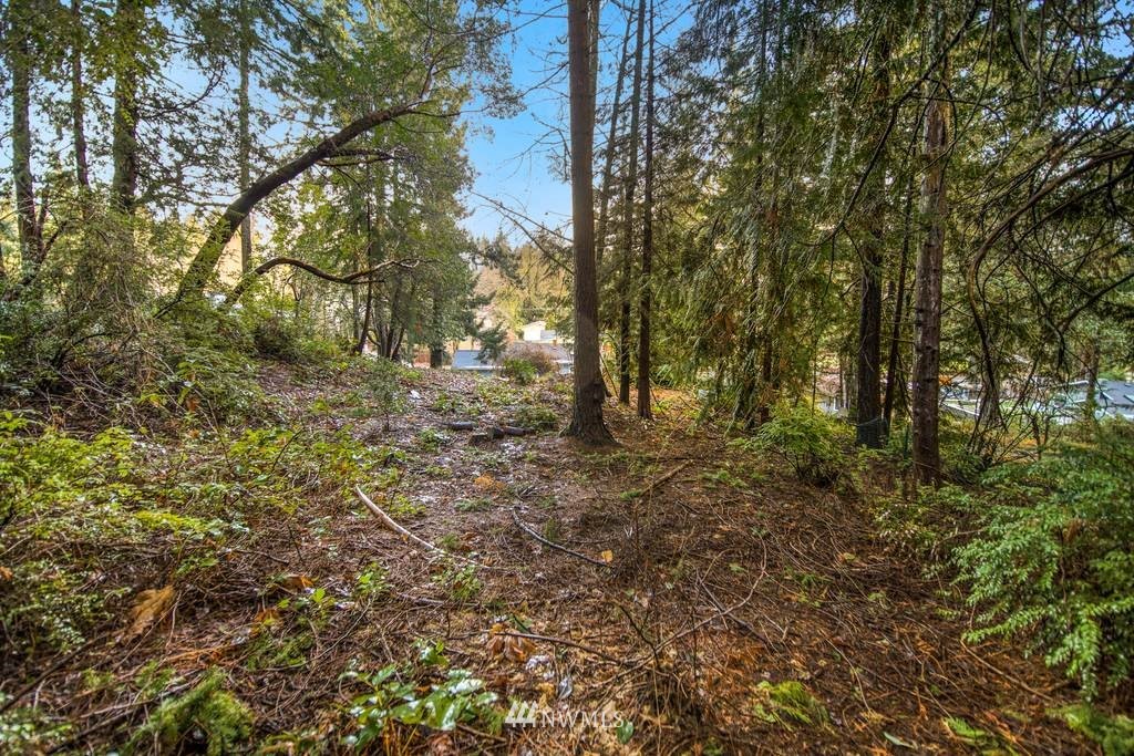 2737 Rocky Point Road Northwest Bremerton, WA 98312 - Photo 25 of 32 Gallery Image 25