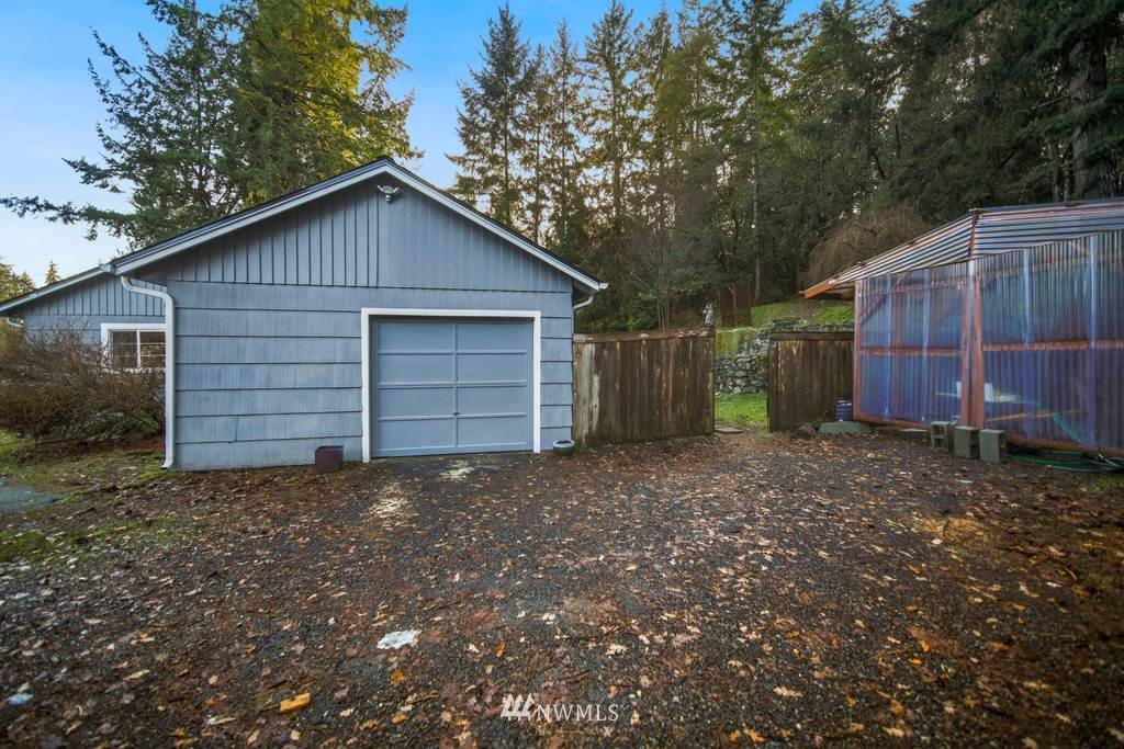 2737 Rocky Point Road Northwest Bremerton, WA 98312 - Photo 28 of 32 Gallery Image 28