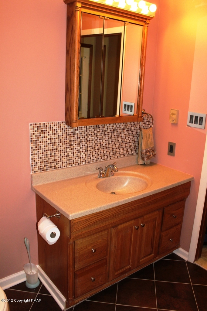 2189 Village Road Effort, PA 18330 - Photo 13 of 23 Main Bath