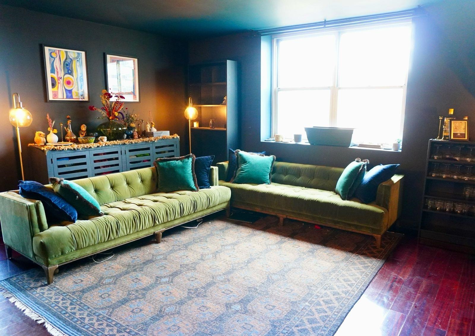 6040 Boulevard East, Unit 6B West New York, NJ 07093 - Photo 13 of 32 a living room with furniture and a large window