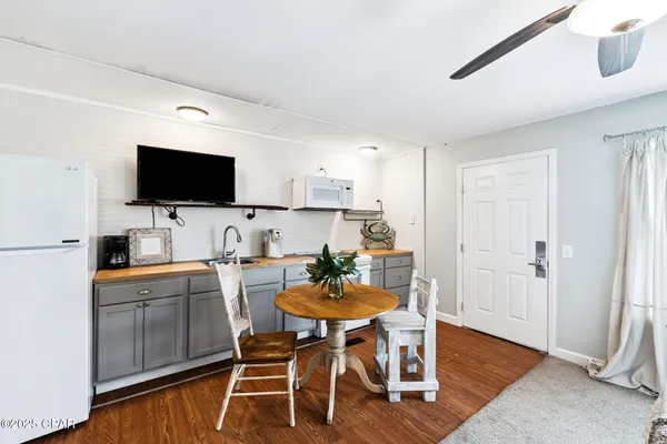 $949,000 | 109 Granger Lane, Panama City Beach, FL 32413