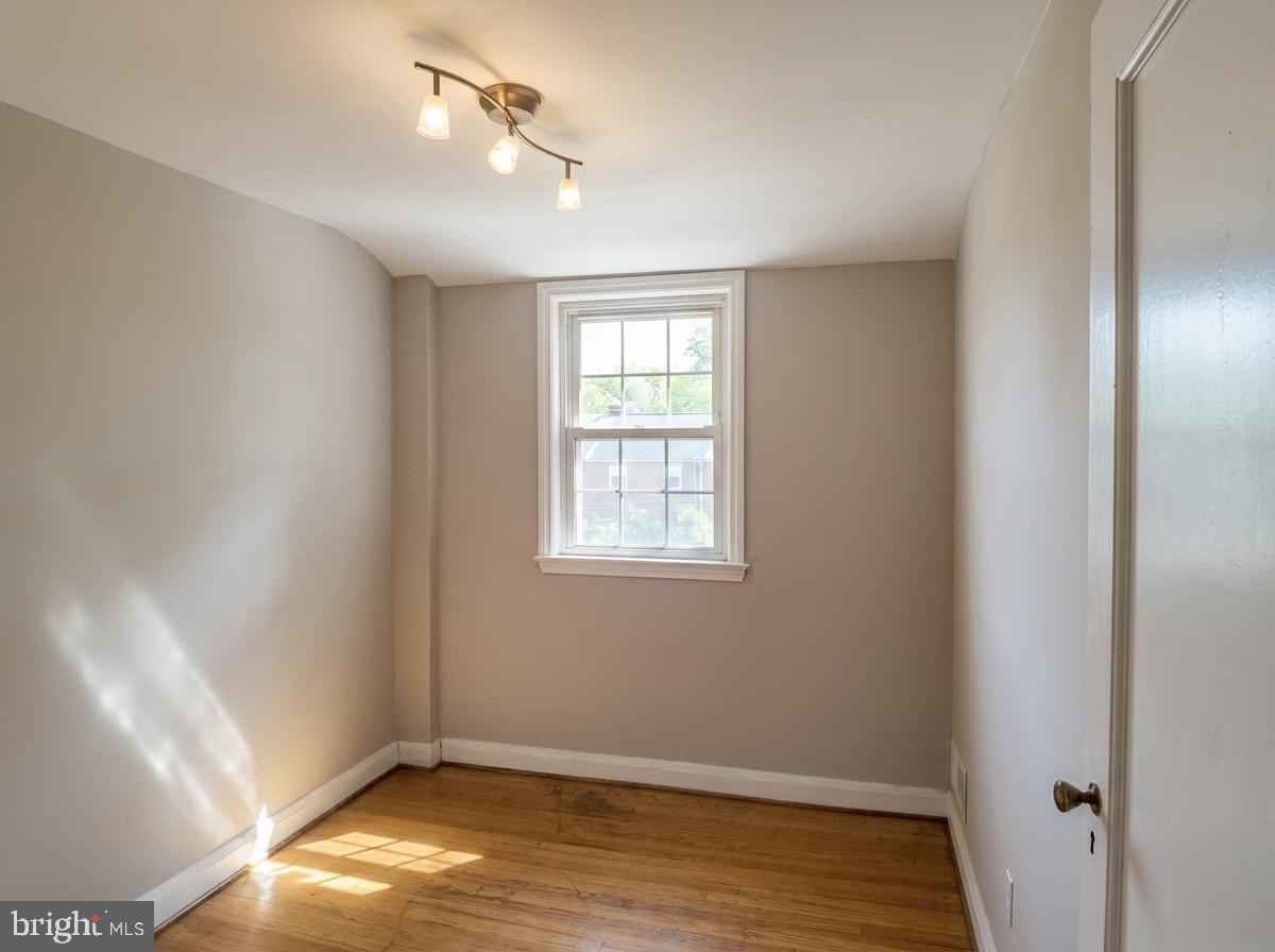 1615 Thetford Road Baltimore, MD 21286 - Photo 13 of 20 Gallery Image 13