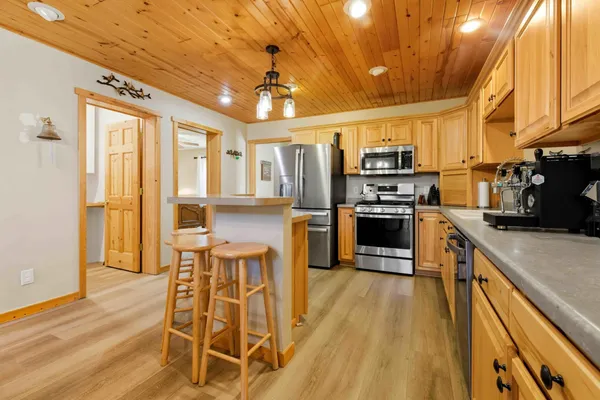 $795,995 | 6454 Flying Jib, Garrison, MN 56450