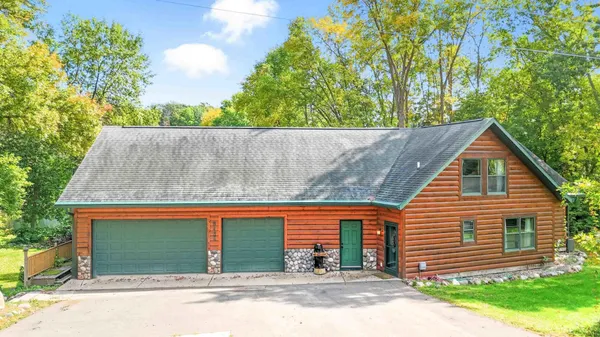 $795,995 | 6454 Flying Jib, Garrison, MN 56450