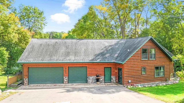 $795,995 | 6454 Flying Jib, Garrison, MN 56450