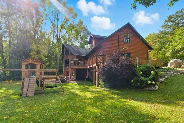 $795,995 | 6454 Flying Jib, Garrison, MN 56450