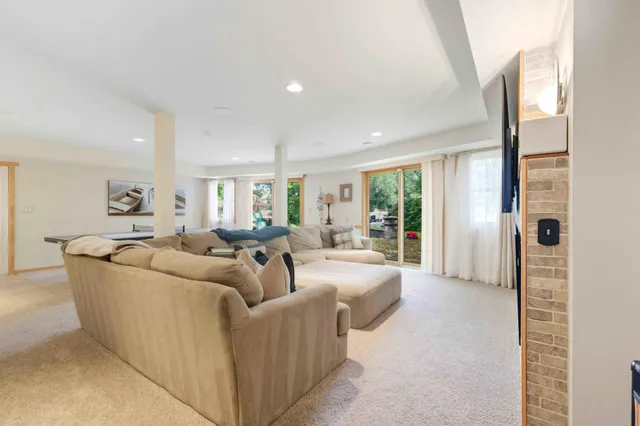 $795,995 | 6454 Flying Jib, Garrison, MN 56450