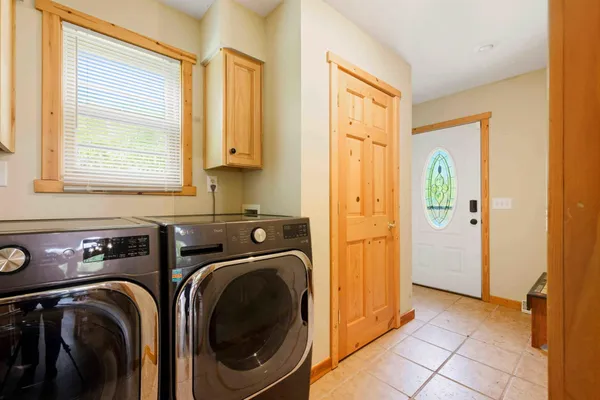 $795,995 | 6454 Flying Jib, Garrison, MN 56450