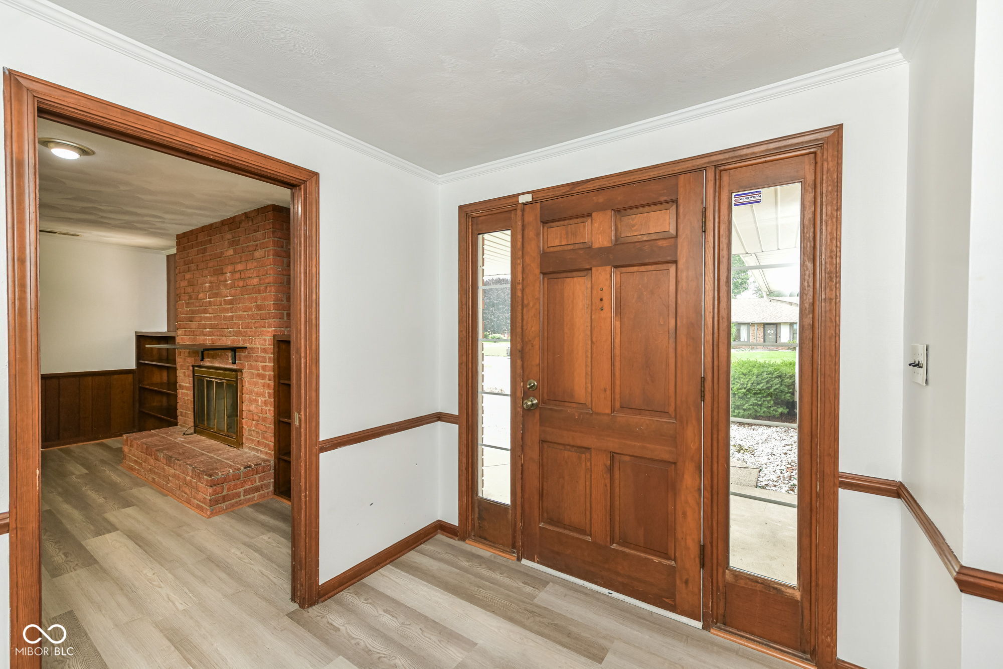 2526 Albert Street Anderson, IN 46012 - Photo 2 of 30