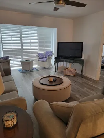 $5,000 | 220 Santa Maria Street, Unit 442, Venice, FL 34285