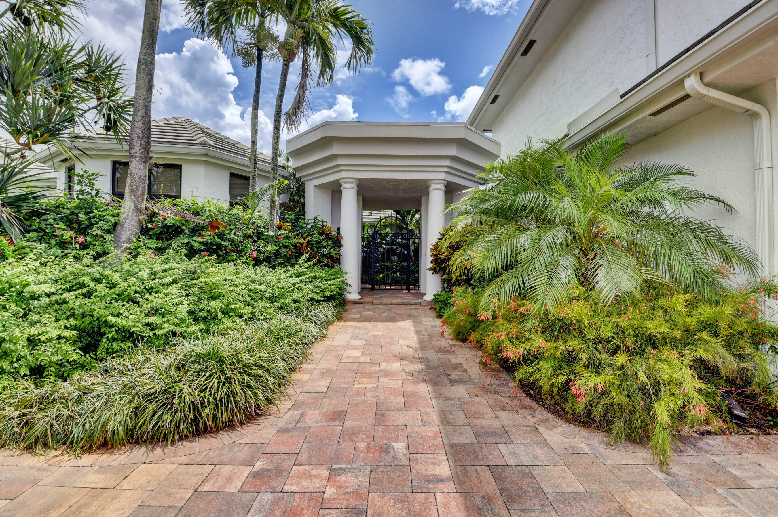 17064 Castlebay Court Boca Raton, FL 33496 - Photo 3 of 36 03_dsc_5951