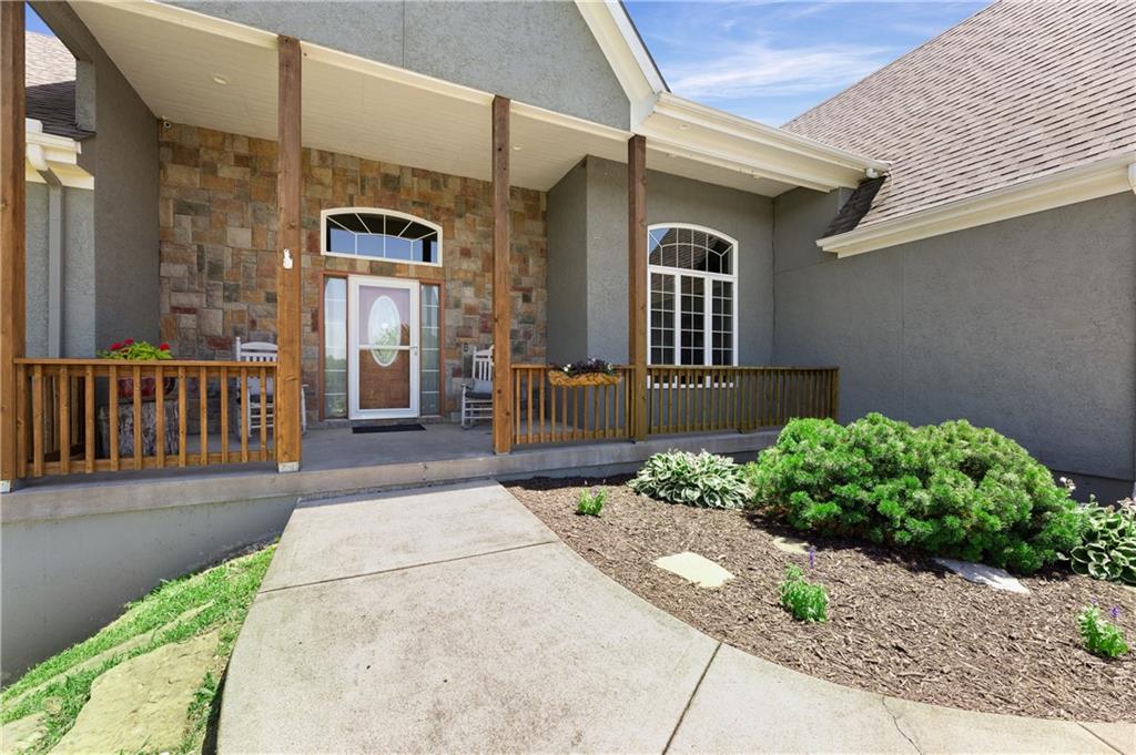 28265 Overbrook Road Paola, KS 66071 - Photo 6 of 70