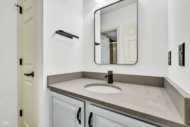 $1,099,000 | 6655 Westminster Drive, Zionsville, IN 46077