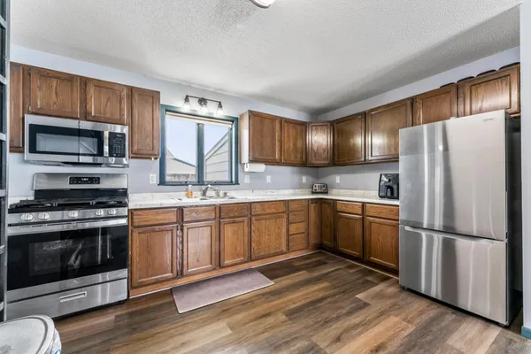 $375,000 | 7320 90th Street Southeast, Stewartville, MN 55976