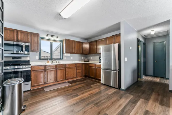 $375,000 | 7320 90th Street Southeast, Stewartville, MN 55976