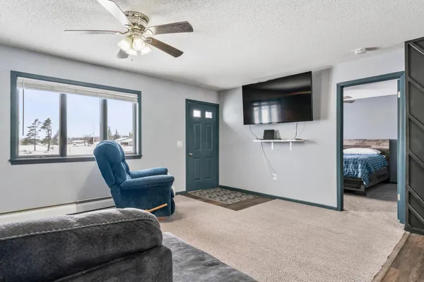 $375,000 | 7320 90th Street Southeast, Stewartville, MN 55976