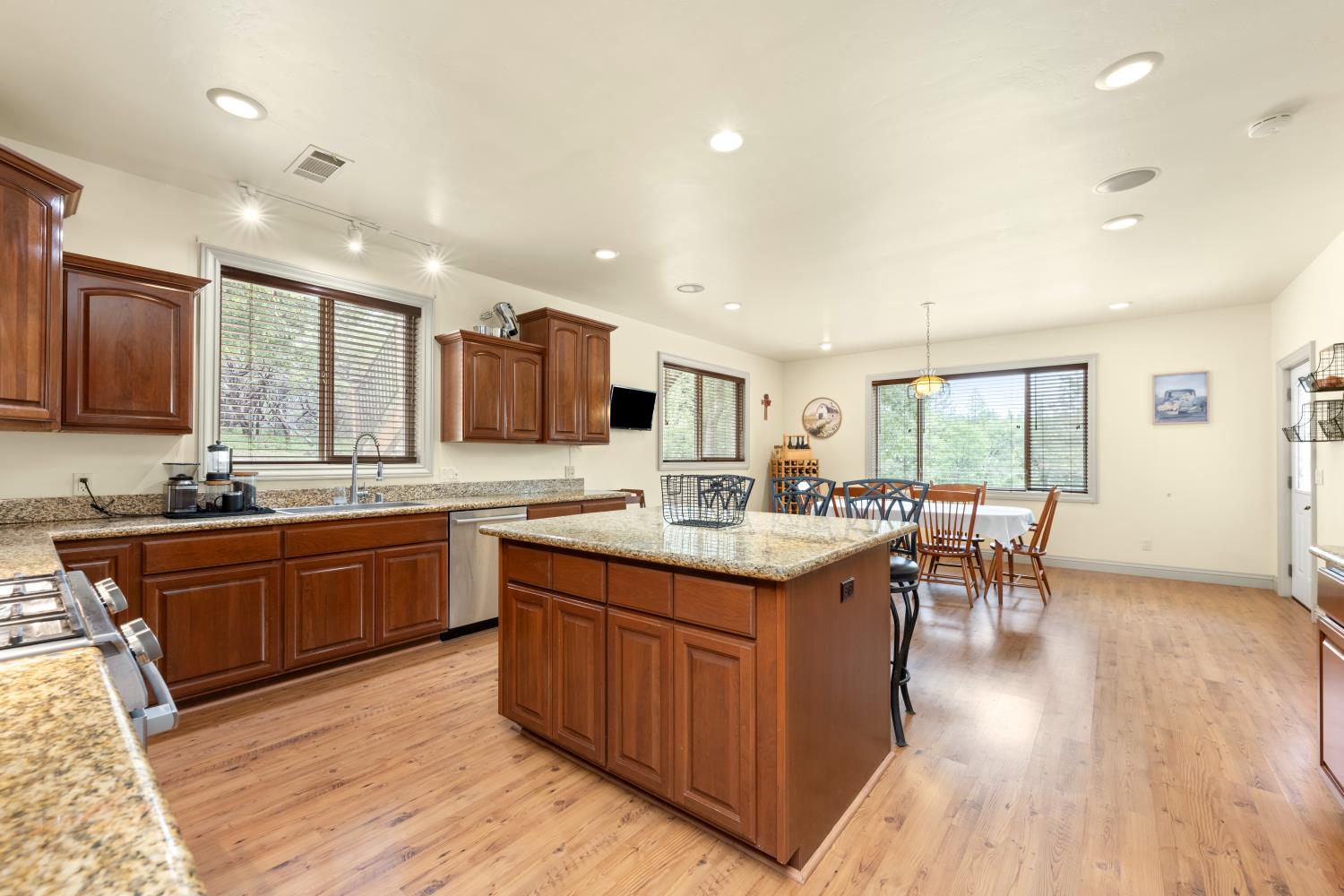 5301 Cosumnes Mine Road Somerset, CA 95684 - Photo 12 of 43