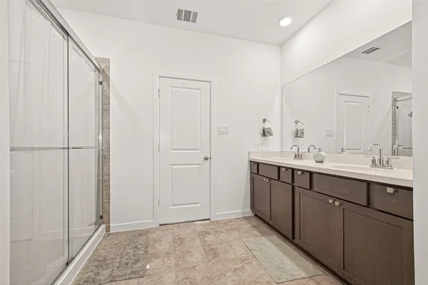 $2,850 | 9747 Pettus Crk Drive, Cypress, TX 77433