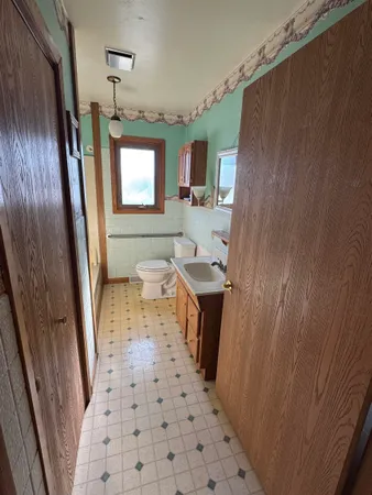$249,900 | W10035 Highway 82, Elroy, WI 53929