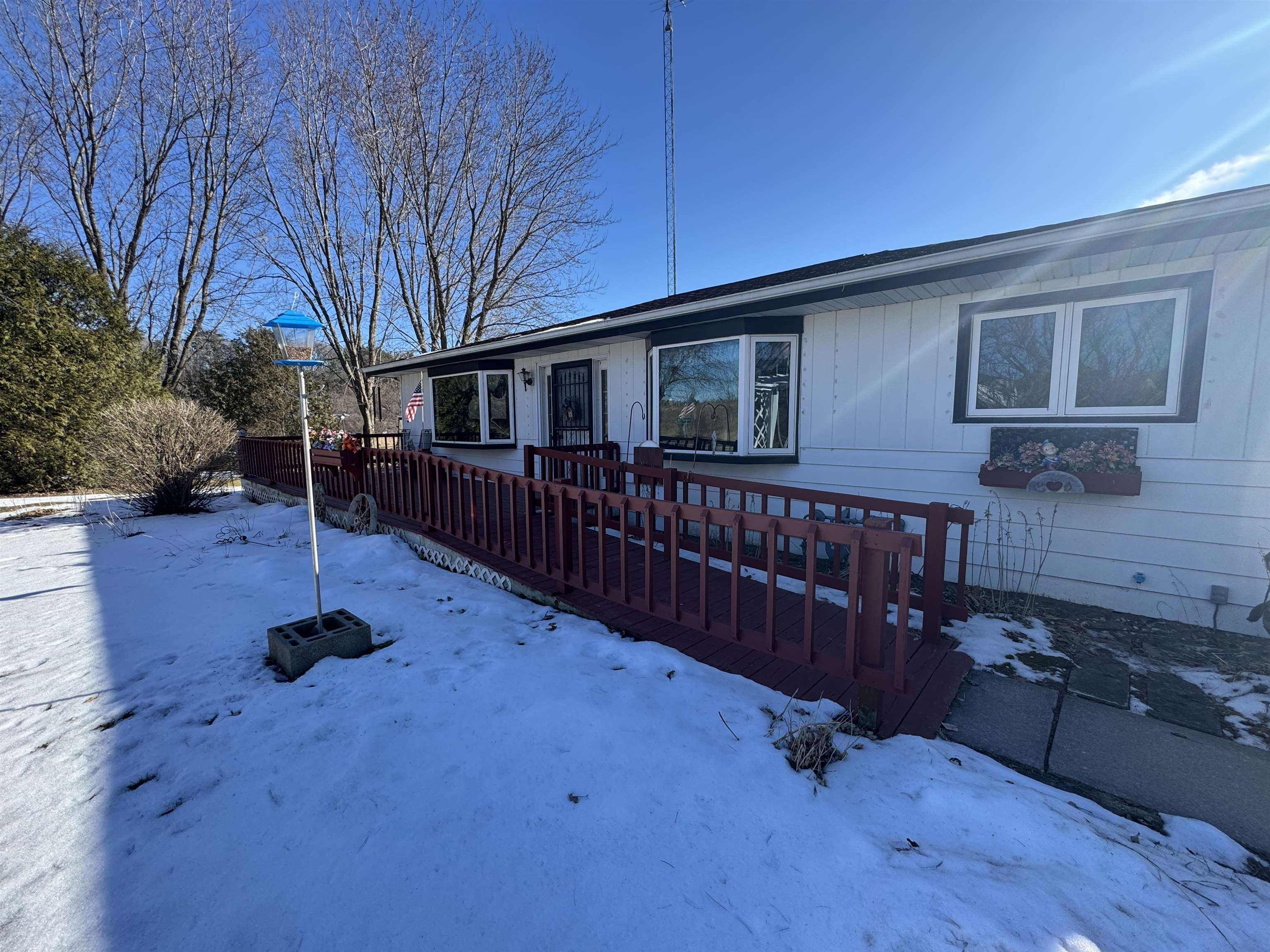 W10035 Highway 82 Elroy, WI 53929 - Photo 17 of 49