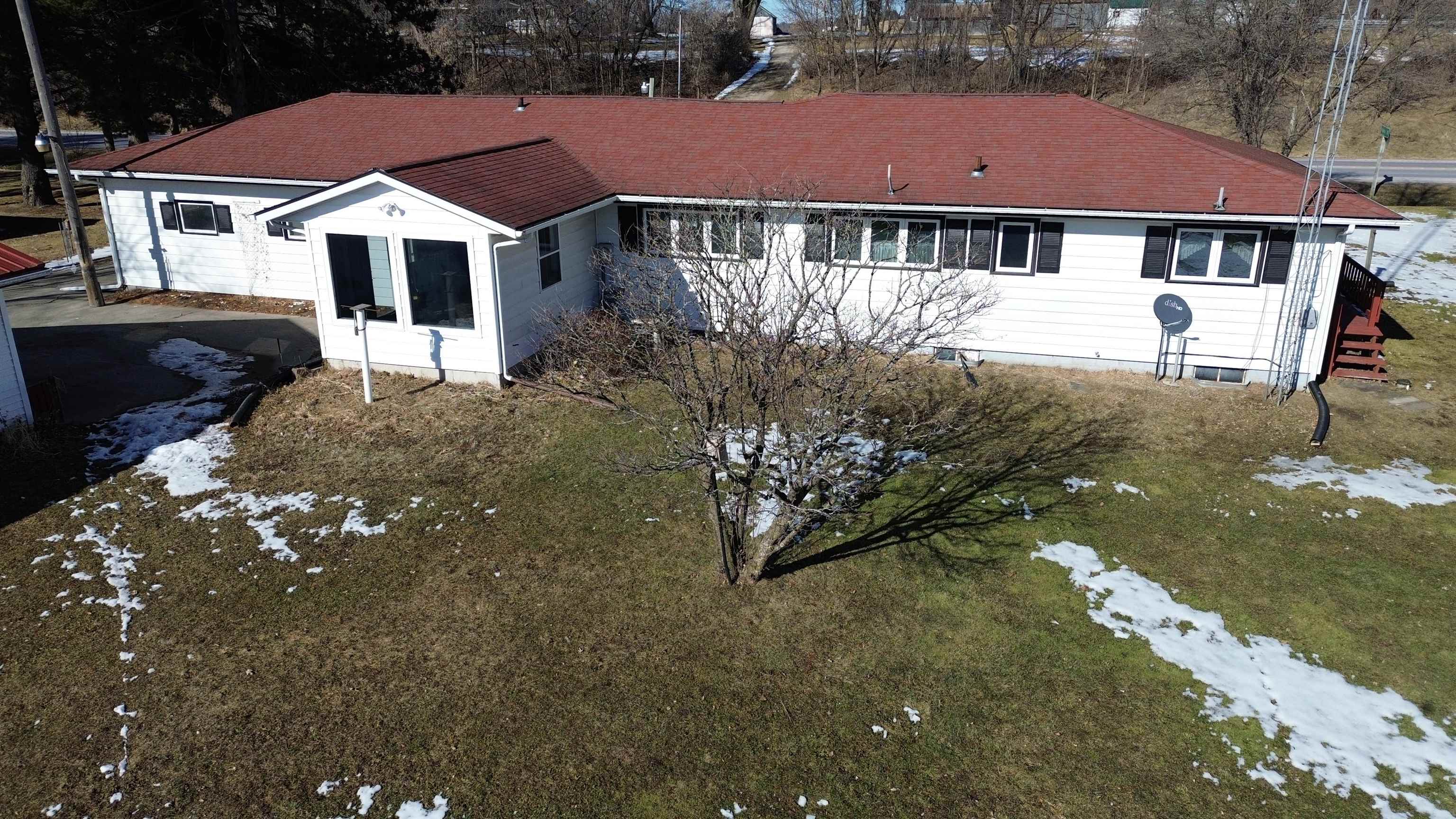 W10035 Highway 82 Elroy, WI 53929 - Photo 2 of 49