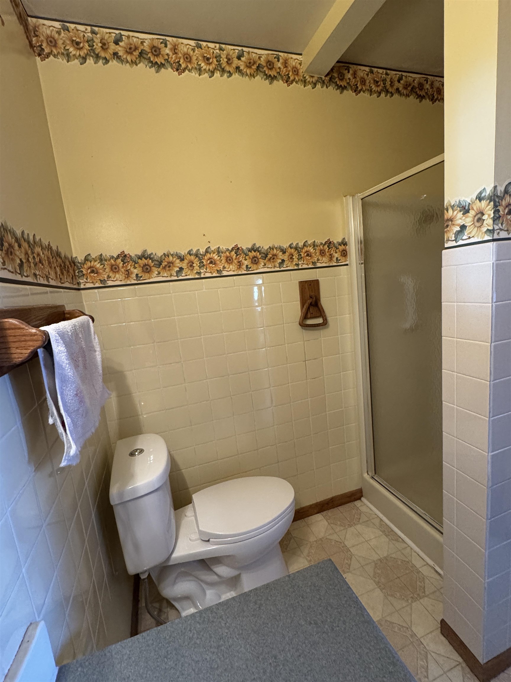 W10035 Highway 82 Elroy, WI 53929 - Photo 21 of 49