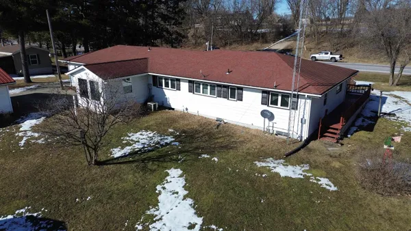 $249,900 | W10035 Highway 82, Elroy, WI 53929