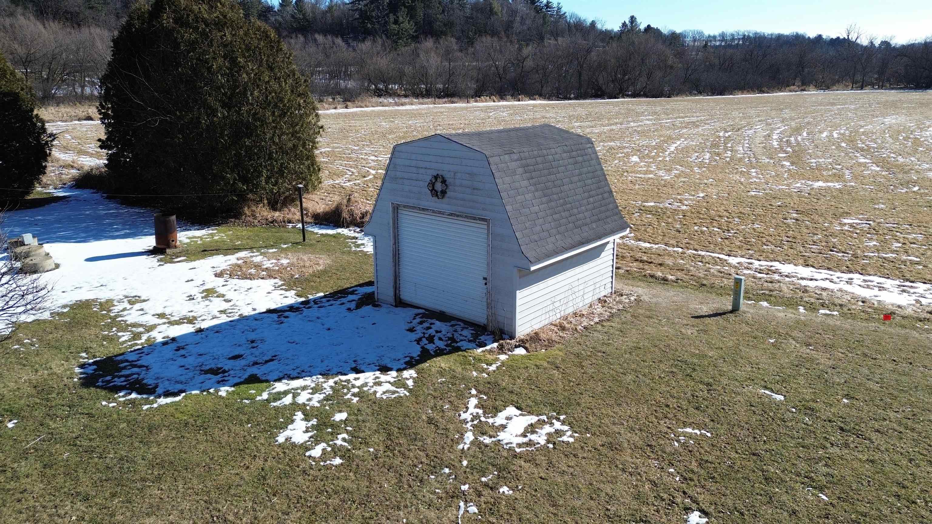 W10035 Highway 82 Elroy, WI 53929 - Photo 44 of 49