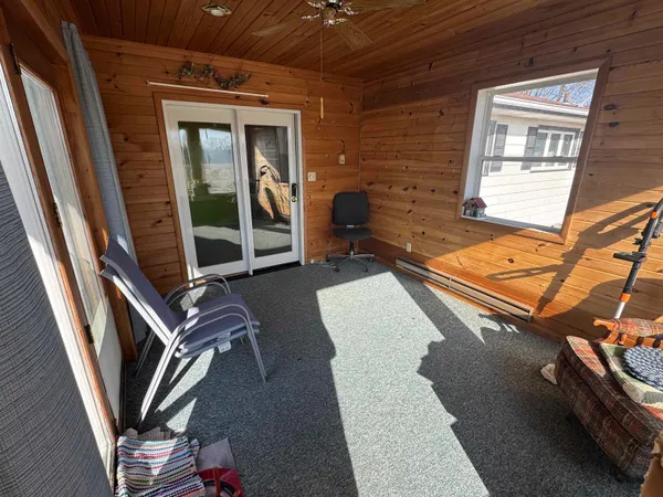 $249,900 | W10035 Highway 82, Elroy, WI 53929