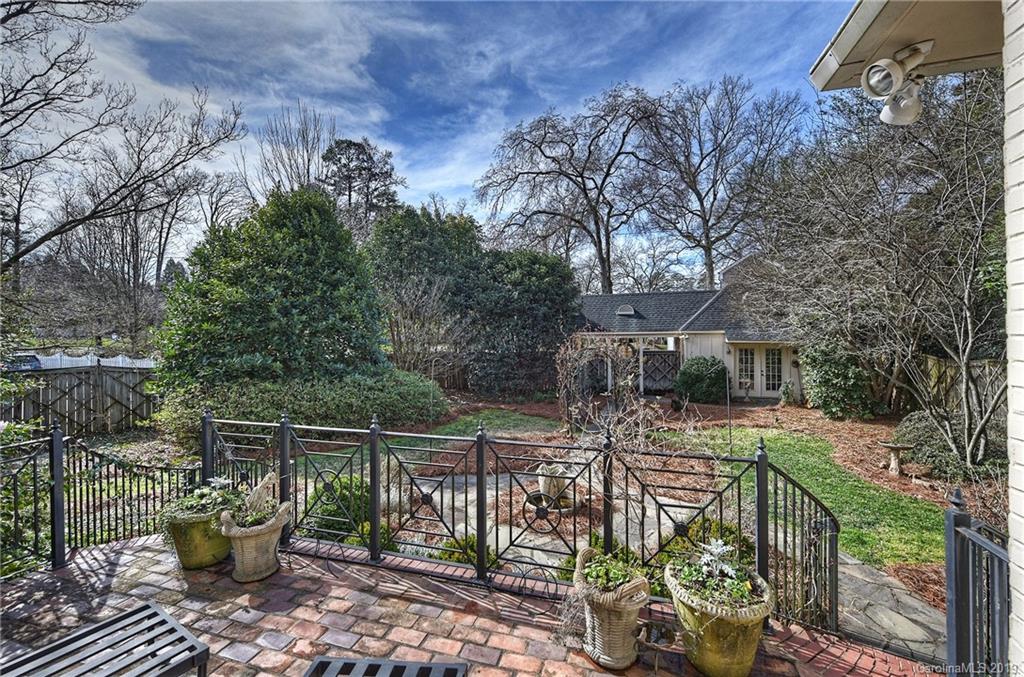 1856 Sterling Road Charlotte, NC 28209 - Photo 32 of 36 Gallery Image 32