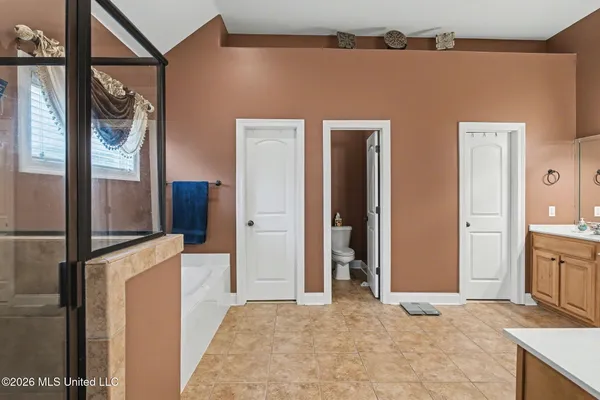 $365,000 | 2874 Oxford Circle, Southaven, MS 38672