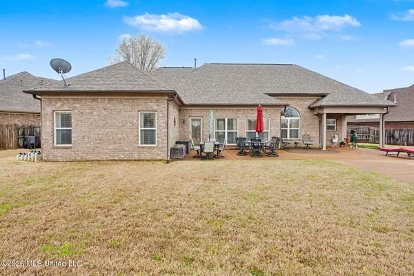 $365,000 | 2874 Oxford Circle, Southaven, MS 38672